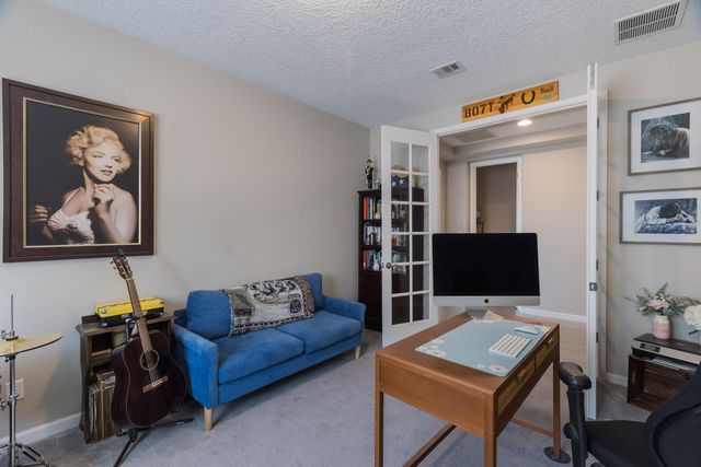 6516 Kimmick Drive NW, Albuquerque, NM 87120