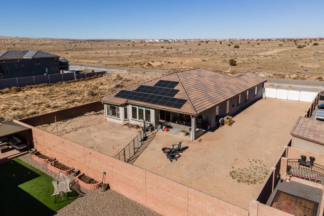 6516 Kimmick Drive NW, Albuquerque, NM 87120