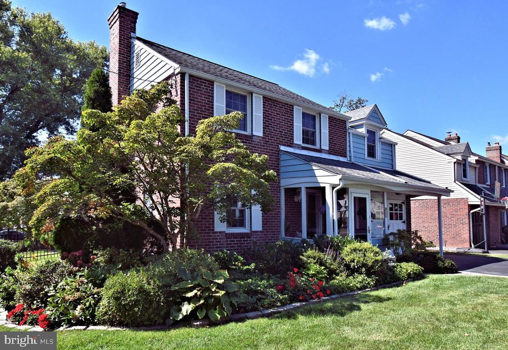 101 ORLANDO AVE, Oreland, PA 19075