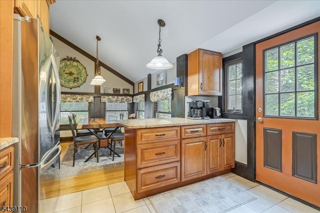 4 Indian Trl, Sparta Twp., NJ 07871