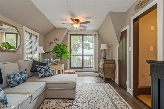 4 Indian Trl, Sparta Twp., NJ 07871