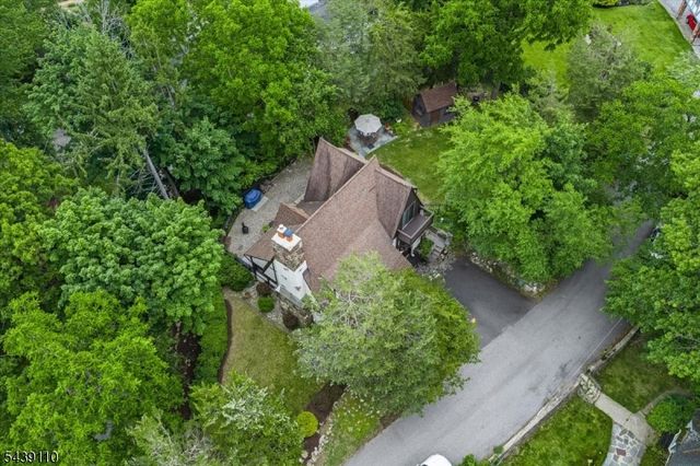 4 Indian Trl, Sparta Twp., NJ 07871