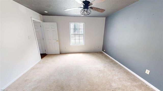 197 Gate House RD, Newport News, VA 23609