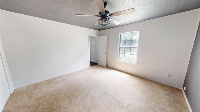 197 Gate House RD, Newport News, VA 23609