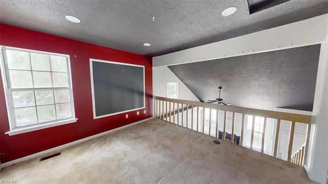 197 Gate House RD, Newport News, VA 23609