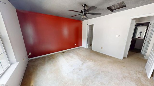 197 Gate House RD, Newport News, VA 23609