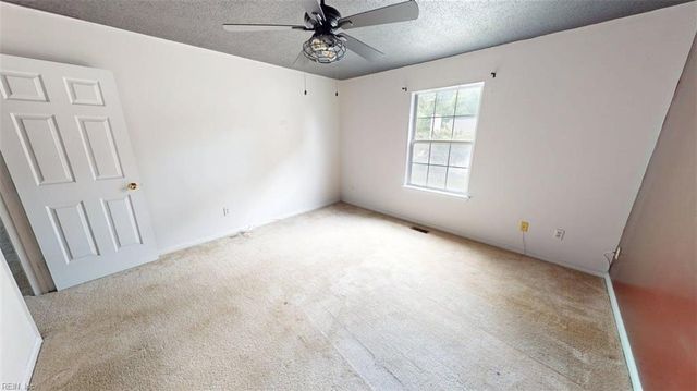 197 Gate House RD, Newport News, VA 23609
