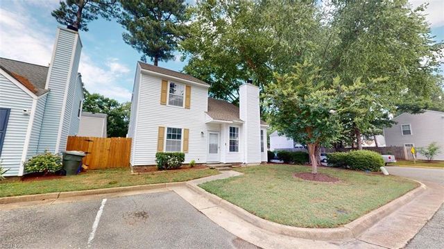 197 Gate House RD, Newport News, VA 23609