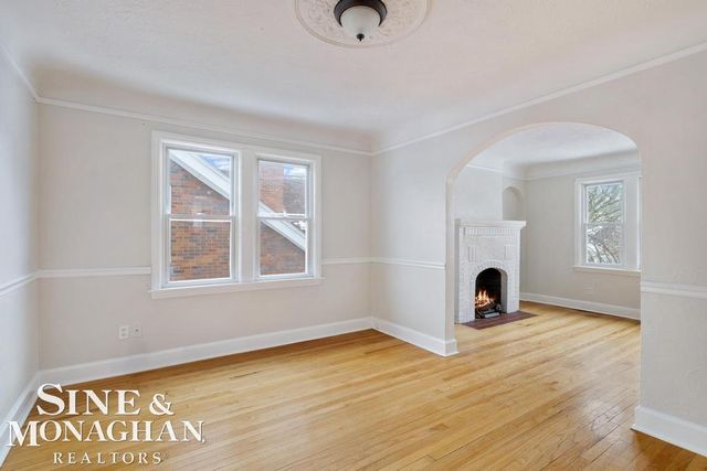 1740 Anita Avenue, Grosse Pointe Woods, MI 48236