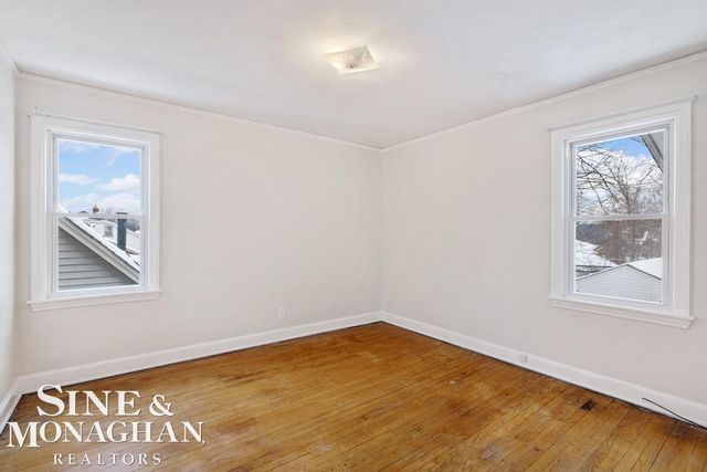 1740 Anita Avenue, Grosse Pointe Woods, MI 48236