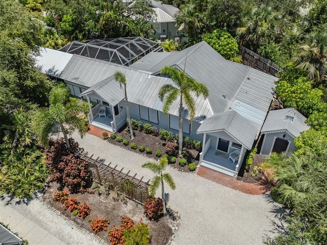 726 EAGLE POINT DRIVE, Venice, FL 34285