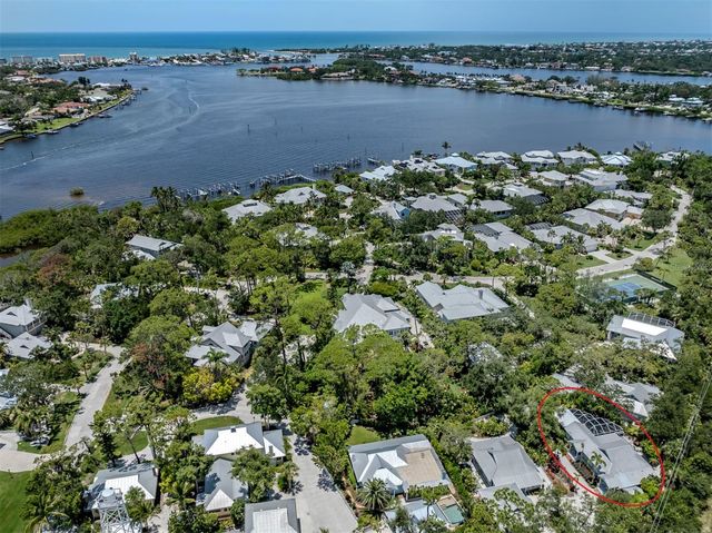 726 EAGLE POINT DRIVE, Venice, FL 34285