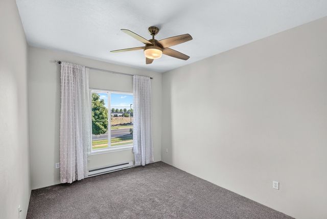 22855 E Country Vista Dr, Liberty Lake, WA 99019