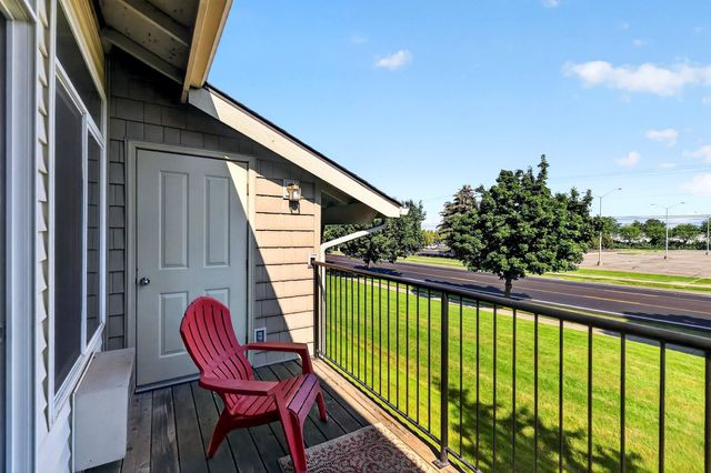 22855 E Country Vista Dr, Liberty Lake, WA 99019