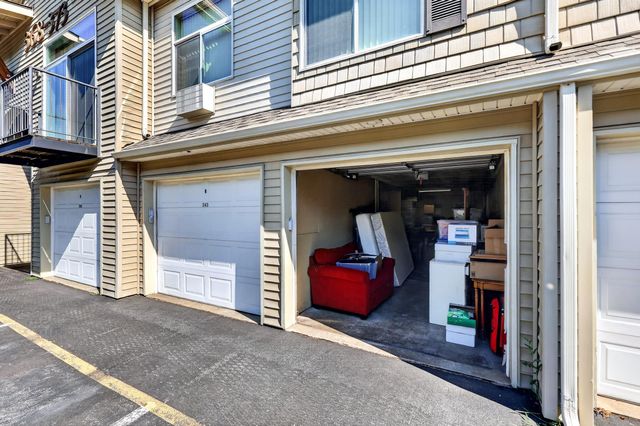 22855 E Country Vista Dr, Liberty Lake, WA 99019