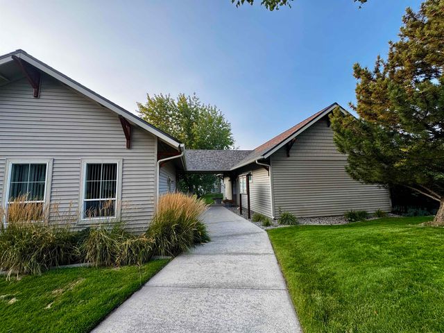 22855 E Country Vista Dr, Liberty Lake, WA 99019