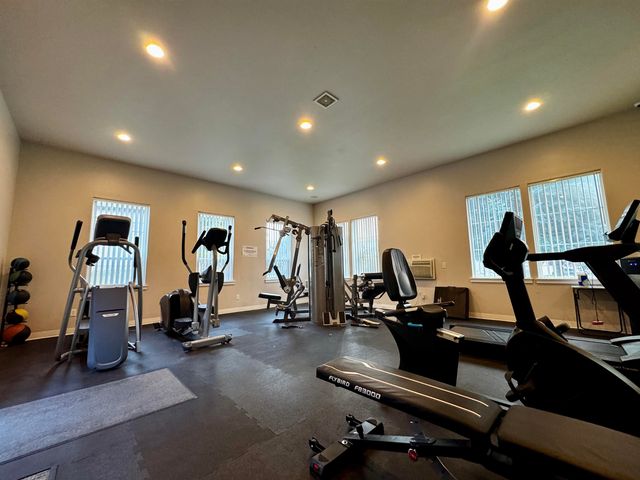 22855 E Country Vista Dr, Liberty Lake, WA 99019