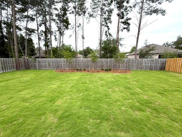 139 Leap Year Lane, Freeport, FL 32439