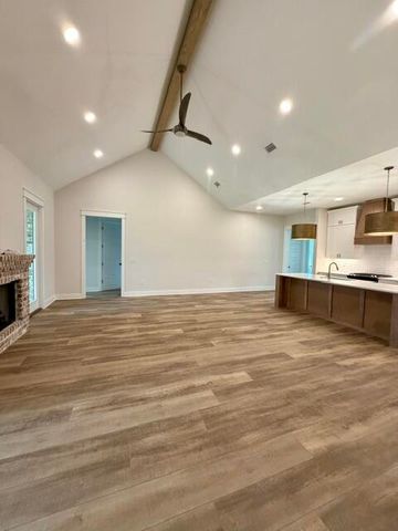 139 Leap Year Lane, Freeport, FL 32439