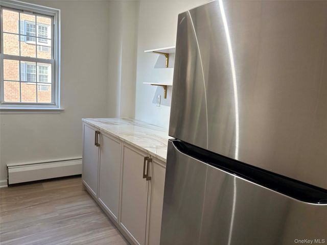 2 Consulate Drive 1K, Tuckahoe, NY 10707