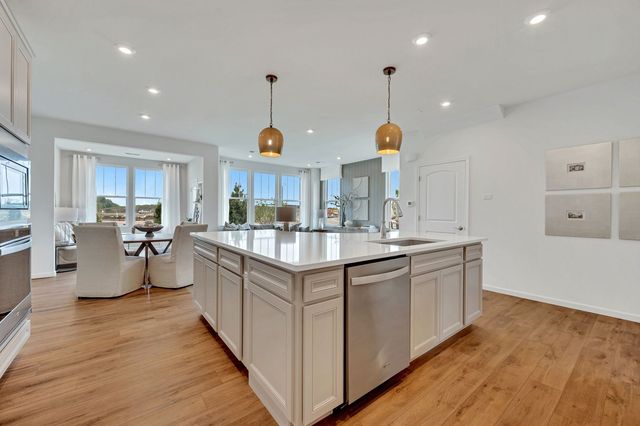 24505 W Kroll Drive 67416, Plainfield, IL 60585