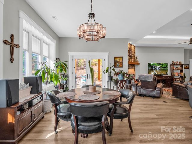 21 Rock Ridge Road, Mill Spring, NC 28756