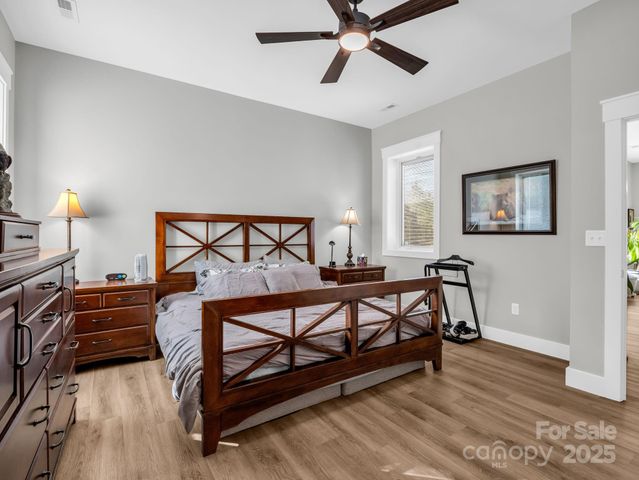 21 Rock Ridge Road, Mill Spring, NC 28756