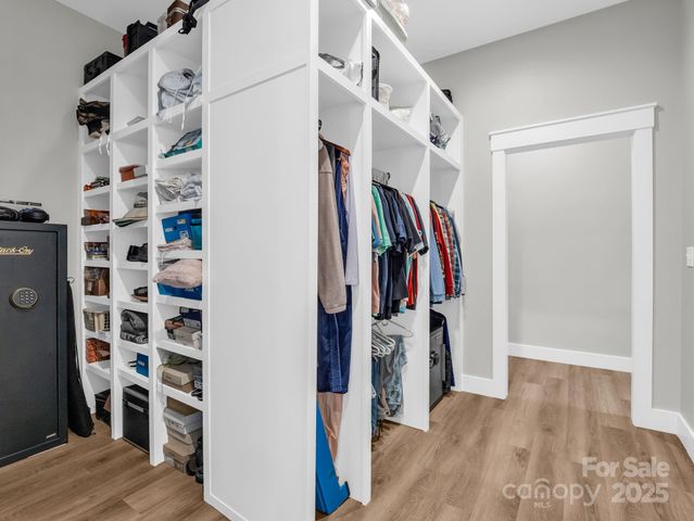 21 Rock Ridge Road, Mill Spring, NC 28756