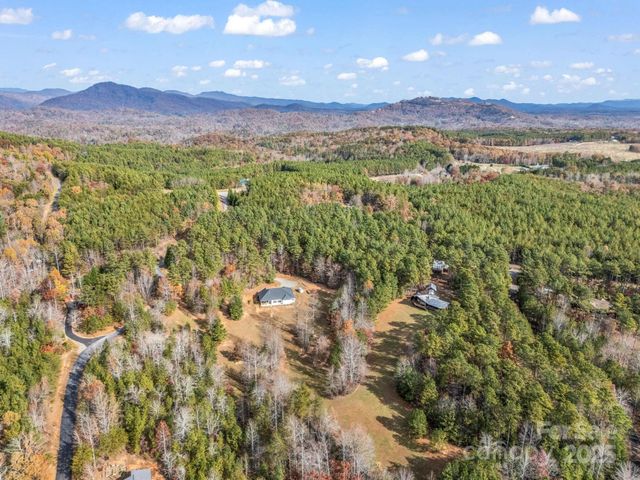 21 Rock Ridge Road, Mill Spring, NC 28756