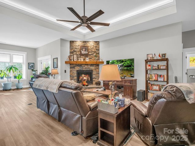 21 Rock Ridge Road, Mill Spring, NC 28756