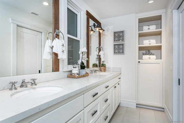 1004 10Th St, Coronado, CA 92118