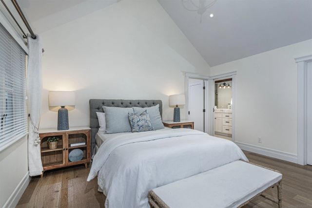 1004 10Th St, Coronado, CA 92118