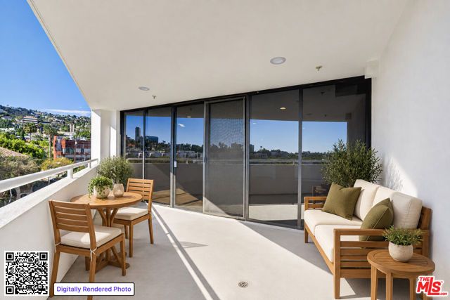 8704 Santa Monica Boulevard PH3, West Hollywood, CA 90069