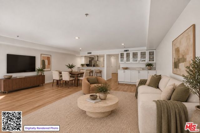 8704 Santa Monica Boulevard PH3, West Hollywood, CA 90069