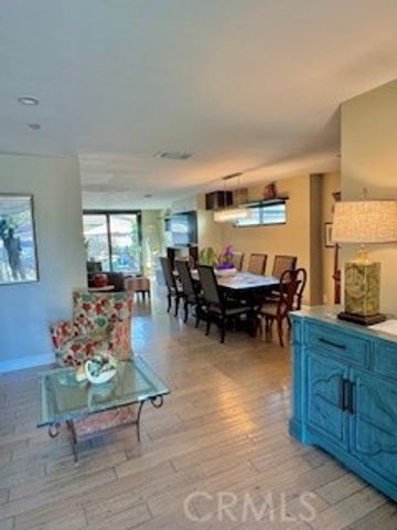 8713 Samoline, Downey, CA 90240