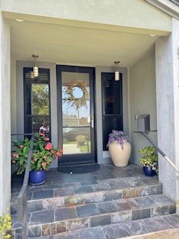 8713 Samoline, Downey, CA 90240