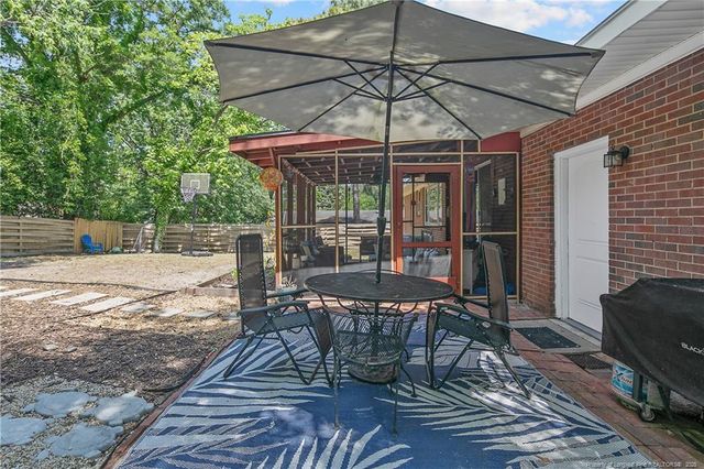 1810 Ashton Road, Fayetteville, NC 28304