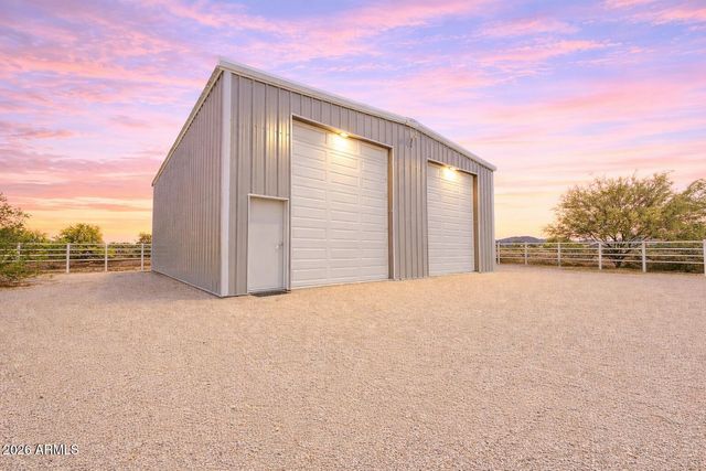 120 W ADAMANDA Drive, Phoenix, AZ 85086