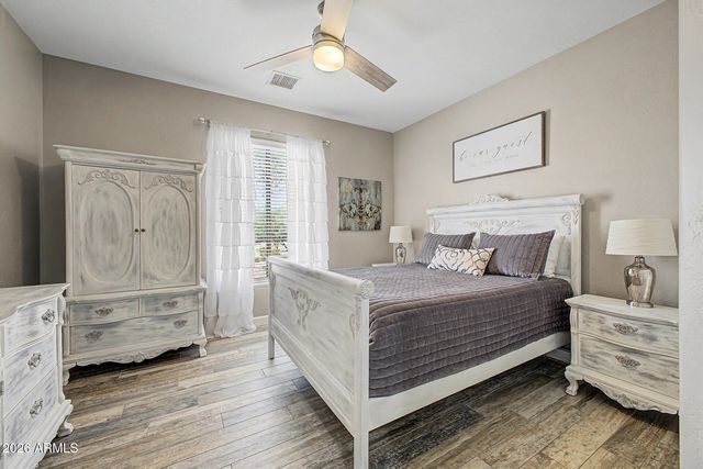 120 W ADAMANDA Drive, Phoenix, AZ 85086