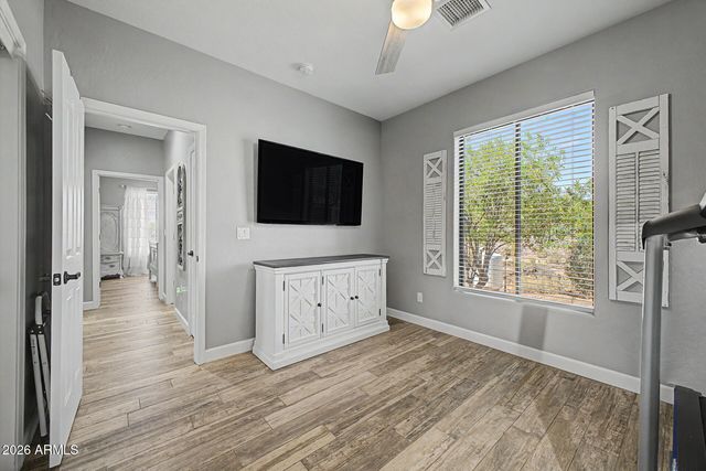 120 W ADAMANDA Drive, Phoenix, AZ 85086