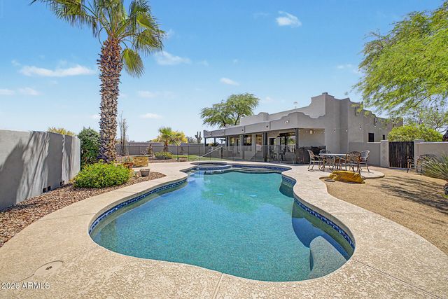 120 W ADAMANDA Drive, Phoenix, AZ 85086