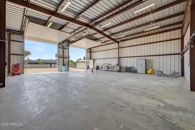 120 W ADAMANDA Drive, Phoenix, AZ 85086