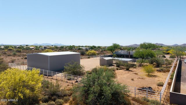 120 W ADAMANDA Drive, Phoenix, AZ 85086