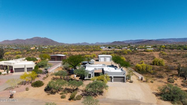 120 W ADAMANDA Drive, Phoenix, AZ 85086