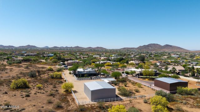 120 W ADAMANDA Drive, Phoenix, AZ 85086