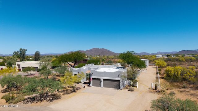 120 W ADAMANDA Drive, Phoenix, AZ 85086