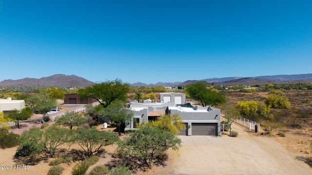 120 W ADAMANDA Drive, Phoenix, AZ 85086