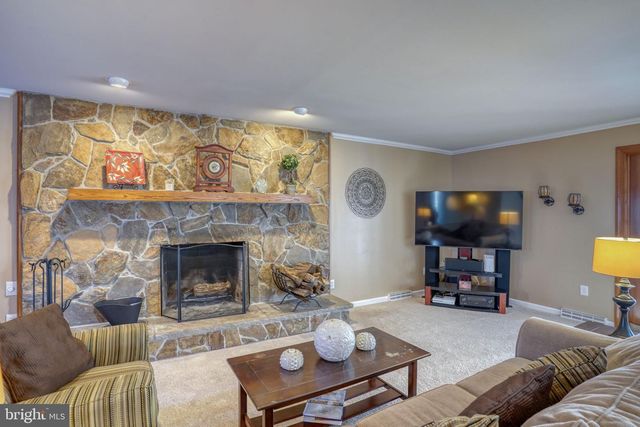 108 BURNING TREE RD, Dover, DE 19904