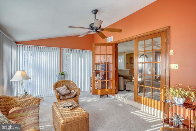 108 BURNING TREE RD, Dover, DE 19904