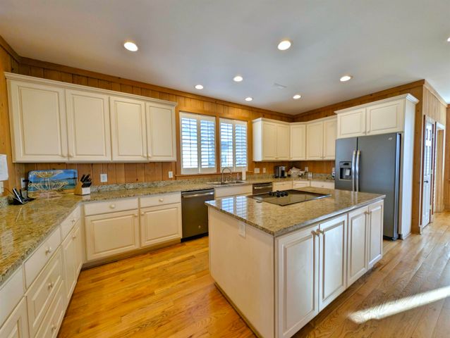 118 Sea Oats Circle, Pawleys Island, SC 29585